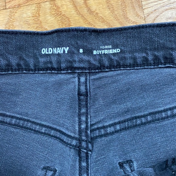 Old Navy Mid Rise Boyfriend Jeans Womens 8 Black Distressed Frayed Grunge Edgy - Picture 4 of 6